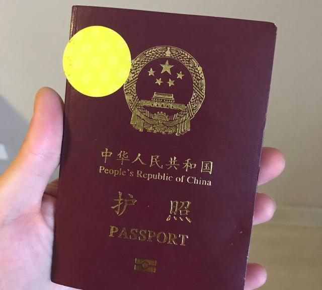 中国留学生近30个小时回国路：工作人员跟我们说“欢迎回家”，非常暖心